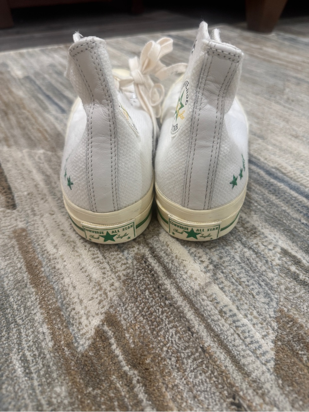 Converse Kids White High-Top Sneakers with Green Star Details - Picture 3 of 6